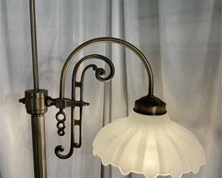 Lot 007  
Antique - Art Deco Floor Lamp