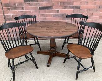 Lot 017  
Classic HITCHCOCK Chairs with Ethan Allen Table