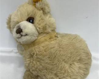 Lot 020   
Vintage - Steiff Bear - West Germany