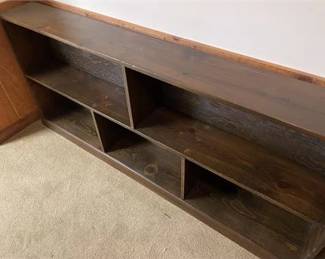 Lot 025  
Room Divider Shelving Unit