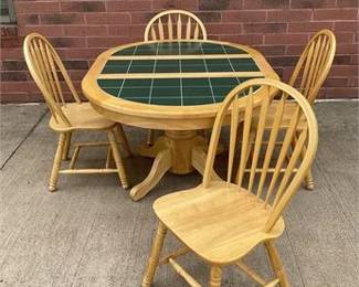 Lot 026   
Emerald Green Tiled Oak Table & Chairs