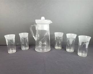 Lot 276   0 Bid(s)
Vintage Etched Glass Pitcher w/Lid and 5 Matching Glasses