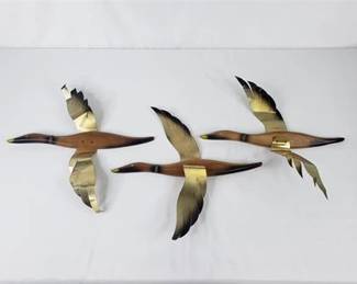 Lot 375   4 Bid(s)
3 Wood & Metal Wall Hanging Geese Japan