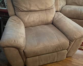 Woodchucks electric reclining chair