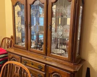 Kincaid China cabinet