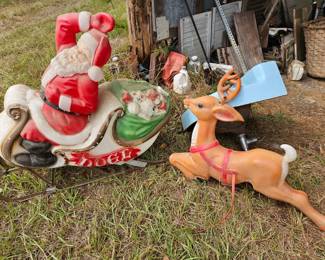 Vintage empire blow mold santa sleigh with reindeer - does have damage
