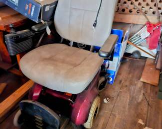 Motorized scooter - needs battery 