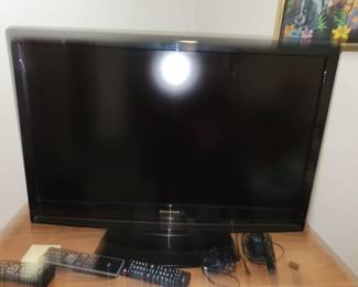 32" Sylvania tv