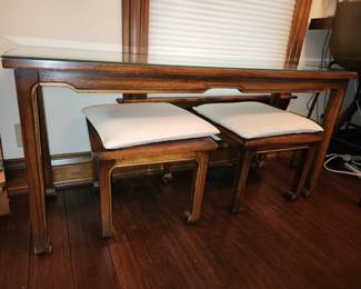 Console table with 2 stools