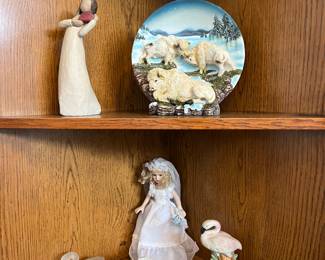 LOTS OF COLLECTIBLES