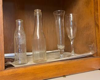 OLD JARS/VINTAGE GLASSWARE