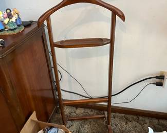 VINTAGE GENTLEMANS CLOTHING VALET