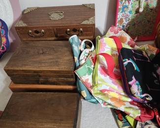 jewelry boxes, cosmetic bags