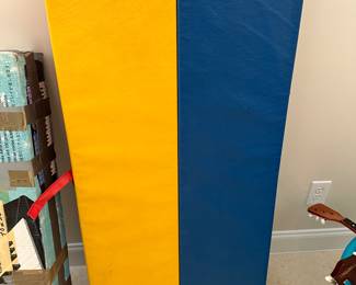 G18 - $30. Trifold gym mat