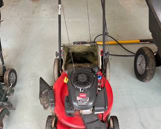 G86 - $175. Toro 22" push mower with bag