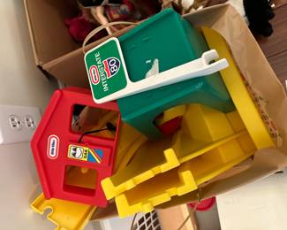 G61 - $30. Little Tikes Roadway. 