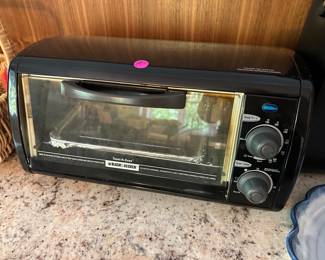 G77 - $10 toaster oven