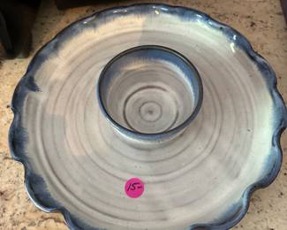 G78- $15 pottery chip and dip set