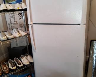 Frigidare Refrigerator 