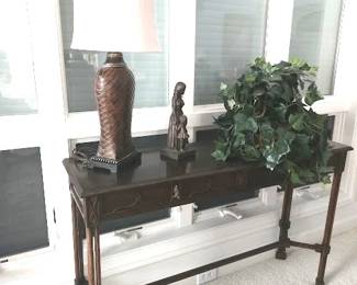 Console table Traditional style