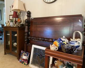 Full size Head, Foot board and side rails 1930s, needs TLC