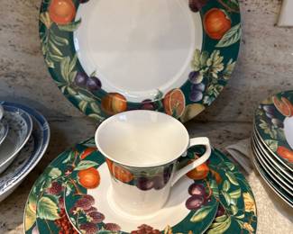 Mikasa Ultima service for eight