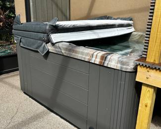 Jacuzzi-must have transport