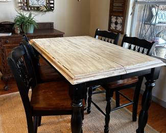 Dining table and 4 chairs