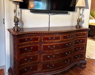 Quality wood dresser