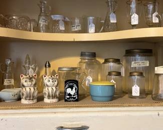 Old Hoosier items , Salt and Pepper shakers, collectables