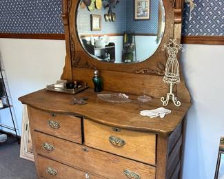 Early 1900's Oak Dresser with Mirror