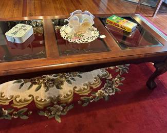 Case insert coffee table