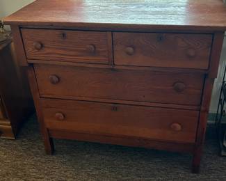 Antique early 1900's solid Oak Dresser