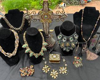 If you need a spectacular piece of jewelry, we have it!