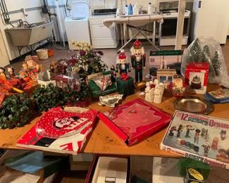 Christmas & Fall Decor