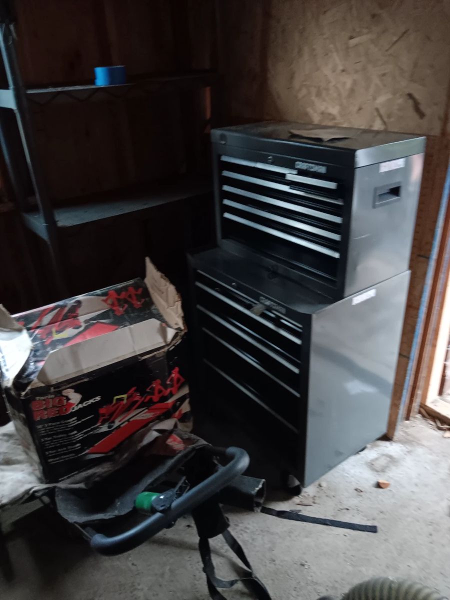 Digger clean out sale in Selden starts on 10/7/2023