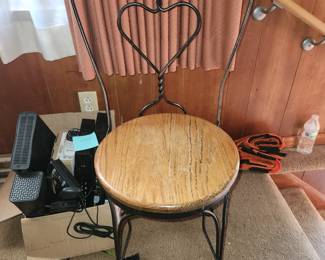Soda fountain chairs (qty 4)
