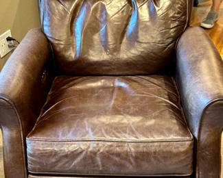 Leather motorized recliner chair