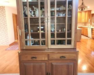 Vintage cabinet