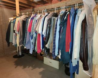 Men's clothing 