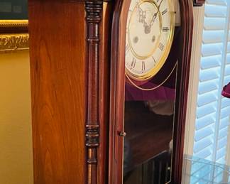$120 Ethan Allen mantel clock Mahogany 27x15