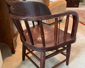 $100 Oak Barrel armchair