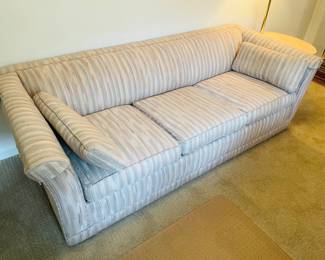 $80 Hideaway bed 72x34 -must use mover to move it out