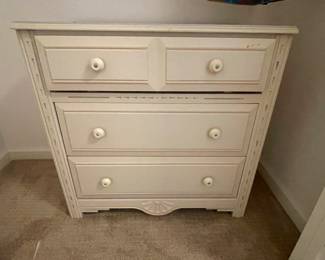 $80 Stanley small chest 30x18x29