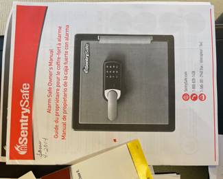 $44 Sentry Safe fireprooof / waterproof