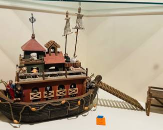 $100 Wood Noah's Ark