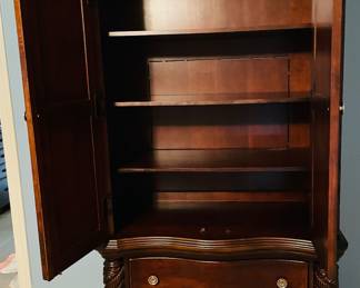 $550 Planation style linen press 85x46x26 - 2 pieces