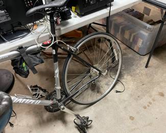 $180 Men's bike Specialized sequoia black/silver 