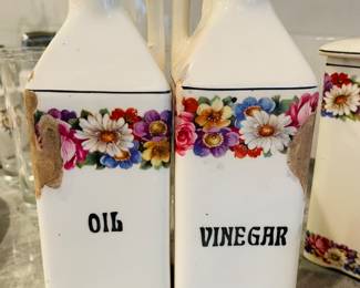$120 Antique spice porcelain set canisters 
