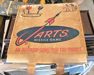 1 of 2 Pictures - Vintage Yard Game